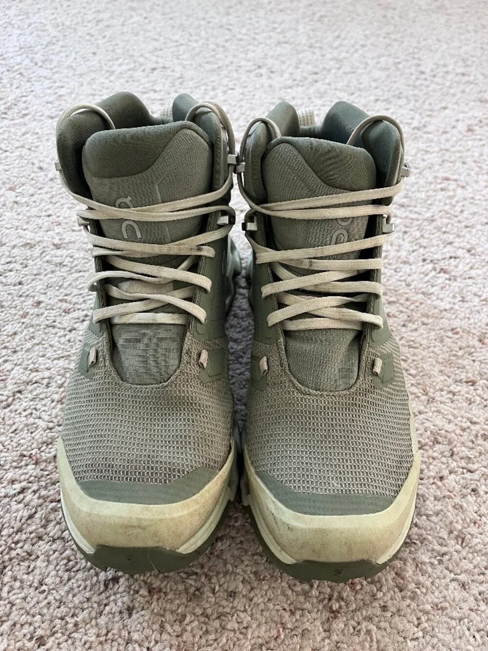 ON Mens Cloudrock Waterproof Hiking Boots Men’s Size 9.5